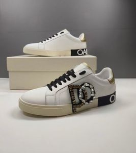 Diseñadores para hombres y mujeres Zapatos de vestir Moda Cuero genuino Cosido Cordones transpirables Zapatos planos Street Park Estudiante Ocio Deportes Pequeños zapatos blancos Caja a juego 35-46