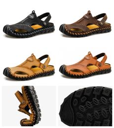 Sandalias de madera para hombre y mujer, sandalias planas clásicas de ocio, zapatillas con correa para exteriores, zapatos plisados, zapatillas de cuero en espiga, zapatos de playa para mujer