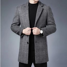 Mezclas de lana para hombres 2024 Ropa de marca Chaquetas a cuadros de cachemira de invierno Hombres Moda casual elegante Gabardina de gran tamaño con un solo pecho S4XL 231019