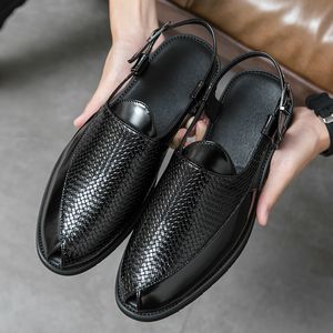Mannen sandalen ademende schoenen baotou weef patroon pu splicing back riem buckle mode casual dagelijkse AD147 5CB1 59BB