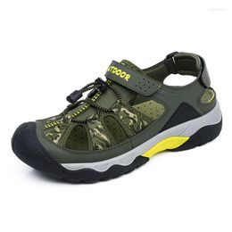 Sandalias de hombres talla grande para zapatos deportivos de verano cómodos colores de camuflaje de playa para jóvenes al aire libre