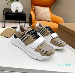 Hommes Chaussures Designer Sneakers Check Shoe Classic Platform Sneaker Femmes Vintage Sneaker Striped Trainer Flats Season Shades Trainers