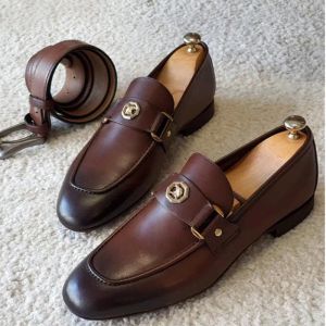 Hommes Chaussures Mocassins De Haute Qualité Impression De Haute Qualité En Cuir PU Sans Lacet Nouveau Design De Mode Décoration En Métal Confortable Classique Offres Spéciales