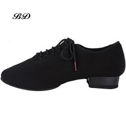 CHAUSSURES HOMMES Profession Chaussures de danse latine Chaussure de salon Moderne GB Waltz amitié Cuir de vachette souple Premium Oxford Talon 2,5 cm BD 309 240117