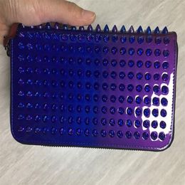 Hommes courte embrayage bourse pigalle à pointes Clips de portefeuille Rivet Fashion Rivet Carteira Feminina Bolsa Designer Clated Clutch Bag329F