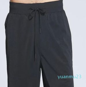 Pantalones cortos para hombre, pantalones cortos de secado rápido para deportes de Yoga y Fitness, pantalones cortos con cordón ajustable, pantalones de chándal de entrenamiento de verano con caída en la espalda