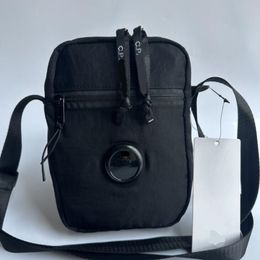 Mannen enkele schouder Crossbody Kleine multifunctionele tas Mobiele telefoontas enkele lens Tas Tas Borstpakketten Taillebakken unisex Sling Bag