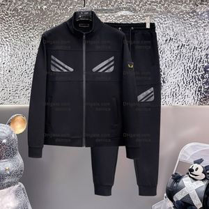 Men de sports de sport marque pour hommes en survêtement sportif de fitness Vêtements deux pièces à manches longues + pantalon décontracté de piste masculine