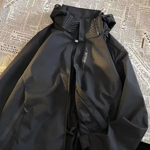 Hommes printemps automne vestes à capuche mode manteau extérieur surdimensionné coupe-vent imperméable Cool Zipper Punk vêtements d'alpinisme 240304