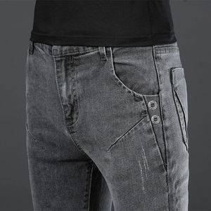 Men Streetwear Vintage Gray Slim Fit Jeans broek mannelijke eenvoudige stijl katoen hoge kwaliteit casual rechte denim broek 240521