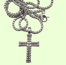 Colliers de chaîne de style masculin pendentif femmes classiques diamant diamant dy pendentif vintant bijoux croix de longueur de saute