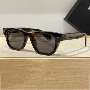 Mannen Zomer Outdoor DE GROTE KIKKER Cross Bone Vierkante Zonnebril Designer Vierkante Hawksbill Frame Vrijetijdsreizen Zonnebril GFSN-003