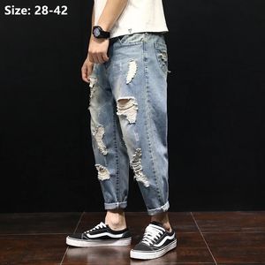 Mannen Zomer Gescheurde Enkellange Plus Size Jeans 38 40 42 Haremgaten Hip Hop Broek Denim Bekrast Losse Jongens broek 240104