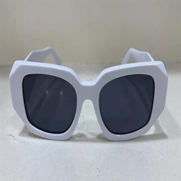 Mannen zonnebrillen voor vrouwen nieuwste verkoop mode 17w zonnebrillen heren zonnebril gafas de sol topkwaliteit glas UV400 lens met box260r