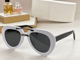 Occhiali da sole da uomo per donna Ultimi occhiali da sole di moda di vendita Occhiali da sole da uomo Gafas De Sol Vetro UV400 Lente con scatola di corrispondenza casuale 28RS 11