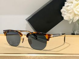 Hommes lunettes de soleil pour femmes dernière vente mode lunettes de soleil hommes lunettes de soleil Gafas De Sol verre UV400 lentille avec boîte assortie aléatoire 1002 89
