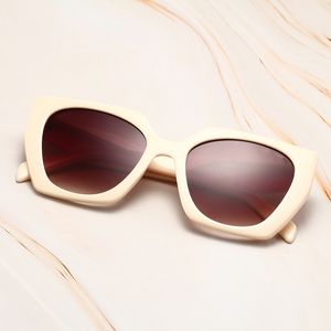 lunettes de soleil pour hommes lunettes de soleil de créateur pour femmes lunettes de soleil de luxe monture de lentille en matériau PC lentille de protection UV lentille de monture multicolore accessoires de lunettes de soleil
