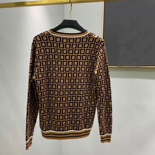 Hommes chandails classiques marron double lettres conception tricots cardigan élastique col en v à manches longues pull en cachemire mélangé Style européen et américain