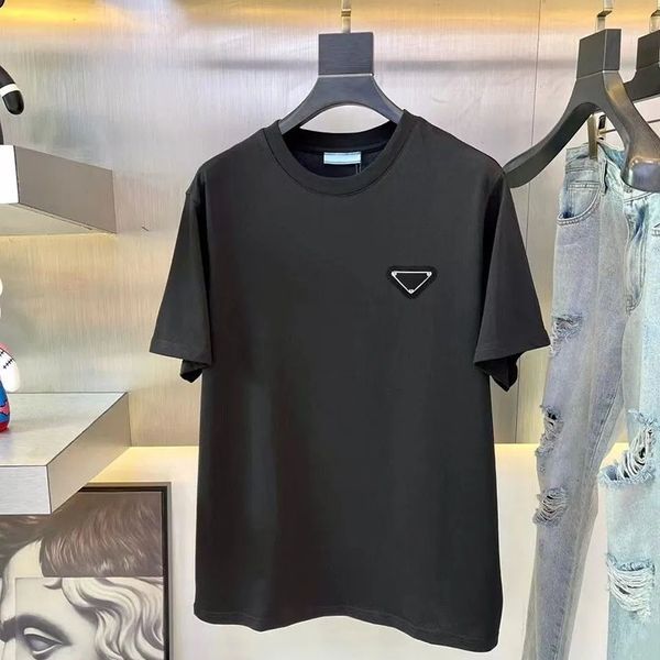 Camiseta masculina designer triângulo logotipo de manga curta luxuoso sólido em torno do pescoço casual moda versátil preto e branco curto camiseta