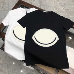 Camiseta de manga corta con estampado de letras para hombre