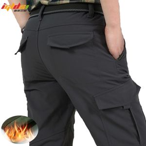 Hommes Tactique Militaire Pantalon Hiver Épaissir Polaire Chaud Coton Combat Bomber Travail Peau De Requin Pantalon SoftShell Cargo Pantalon 201106