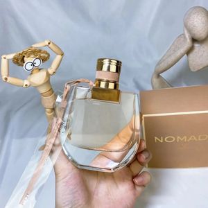 Parfum Nomade 75 ml Parfum Femme Eau De Toilette Parfum 2,5 oz Odeur longue durée EDP EDT Lady Girl Roses Cologne Spray Haute Qualité Expédition Rapide