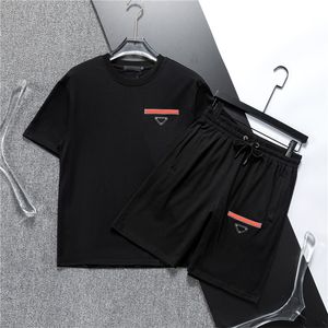 Men Tracksuit Designer Sweat Suit T-shirt shorts 2-delige set Sport zweetbroek met man korte mouw pullover t-shirt hardloop sweatshirt klassieke zweetspoorpakken pakken