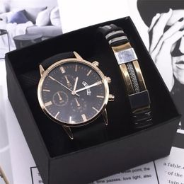 Hommes Montre Bracelet Set Mode Sport Montre-bracelet Alliage Cas Bande de cuir Montre Quartz Business Montre-bracelet Calendrier Horloge Cadeau 210804