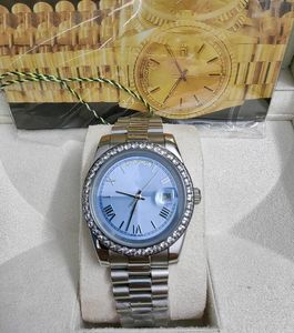 Reloj para hombre Caja original Reloj clásico de lujo de alta calidad para hombre Reloj mecánico automático de 41 mm Reloj de negocios con diamantes verdes y dorados Montre De Luxe