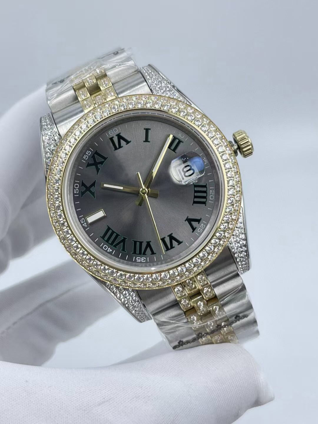 Männer beobachten automatische mechanische Edelstahl -Armbanduhren Diamond Lünette Mann Armbanduhr