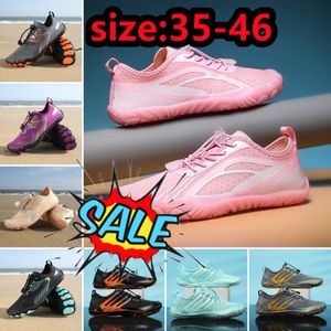 Chaussures d'eau aquatiques pour hommes et femmes, baskets de natation, sandales pieds nus, chaussures de plage unisexes, respirantes, à séchage rapide, vente