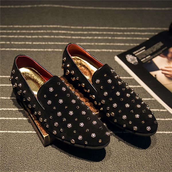 Men Wedding Party Diseñador de vestimenta zapatos de vestir de diamantes negros Rhinestones Spikes Biress Lofers Rivets Flats casuales SNE 3507