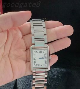 Heren dames aaa designer horloges tank eenvoudig casual eenvoudig quartz uurwerk montres kleine dame polshorloges verguld rosé goud zilver xb09