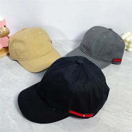 Hommes femmes de baseball de base de cas de base de boules de balle de balle de baseball de luxe Casquette Unisexe Snapback Sport Sunhat Casual Sunshade A réglable