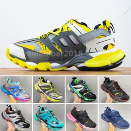 Hombres Mujeres Zapatos deportivos casuales Moda Track 3 Zapatilla de deporte Beige Malla reciclada Zapatillas de deporte de nailon Top Designer Parejas Plataforma Corredores Entrenadores Tamaño del zapato 35-45 RM14