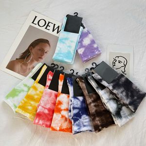 Hommes femmes coloré cravate-teinture Skateboard coton Hiphop chaussettes Sox Couple longue chaussette chaussette de noël