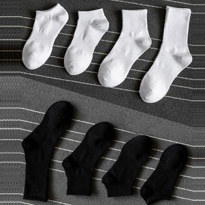 Mannen vrouwen katoenen sokken zwart wit casual sport sok ademend geschenk voor liefde paar groothandelsprijs