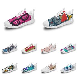 Men Women Custom Sports Shoes Anime Cartoon Dierontwerp Diy Word Black Witblauw Rood Rood kleurrijke herentrainer 081