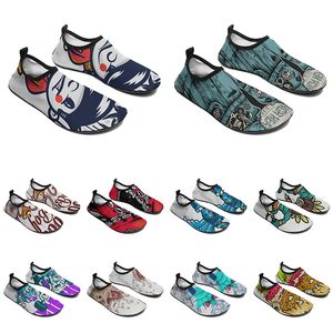 Men Women Custom Water Shoes Cartoon Dierontwerp Diy Word Zwart Witblauw Rode kleur Heren Trainer 022