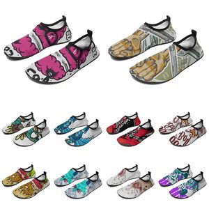 Men Women Custom Water Shoes Cartoon Dierontwerp Diy Word Zwart Witblauw Rode kleur Heren Trainer 204