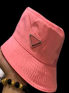 Hommes Femmes Designer Seau Chapeau Mode Été Triangle Casquettes Chapeaux Hommes En Plein Air Ajusté Fedora Chapeau Nylon Casquette Casquette De Baseball 20213257016