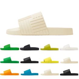 Hommes Femmes Designer Pantoufles Sandales Diapositives Curseur Matelassé Été Tongs Noir Vert Kiwi Blanc Orange Perruche Hommes Pantoufle Sandale Éraflures 35-45