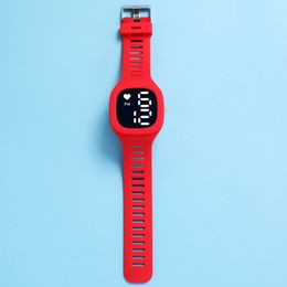 Hommes Femmes LED Numérique Sport Montres Étanche Numérique Mode Étudiant Horloge Coeur Silicone Bonbons Montre-Bracelet