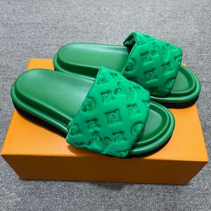 Men dames kussenparen ontwerper zomer flat dikke schoenen mode slippers glijbanen sexy strand zwarte sandalen met doos 35-45 96449
