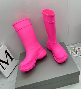 Men Women Rain Boots ontwerpers opstarten Dikke bodem niet -slip laarsjes rubber platform bootie mode ridder boot jelly kleur maat3357455