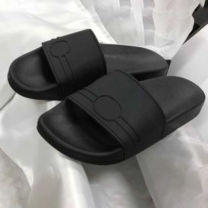 Vrouwen sandalen glijden merk rubber slipper wit zwart brede platte slip op sandalen zomer dunne bodem buiten strand flip flop maat 35-46 met doos no010