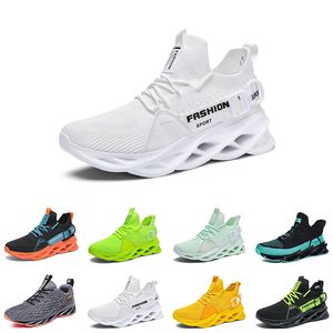 Mannen Dames Running Schoenen Triple Black Yellow Red Lemen Green Cool Gray Mens Trainers Sport Sneakers Vijf