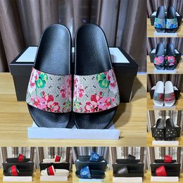 Heren Dames Slippers Designer Rubber Slides Sandaal Platte Bloemen Aardbei Tijger Bijen Groen Rood Wit Webmode Schoenen Strand Slippers Bloemmaat eur 35-46