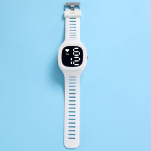 Men Women Sport Watches Waterdichte digitale horloge LED Elektronisch klokontwerp Siliconen Candy Heart Pols Watch