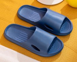 Pantoufles d'été pour hommes et femmes, sandales de plage, produits sans marque, diapositives en caoutchouc B6